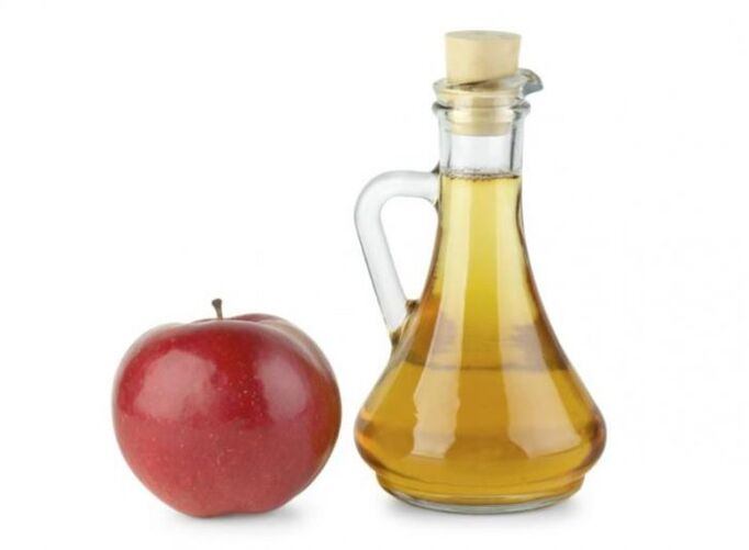 Apple cider vinegar treats onychomycosis
